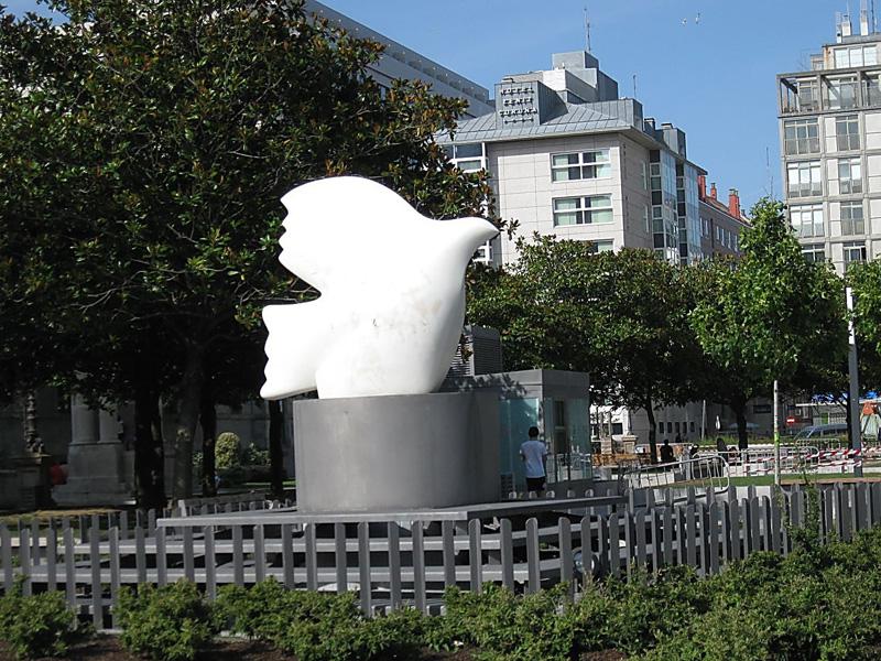 La paloma de Picasso en La Coruña